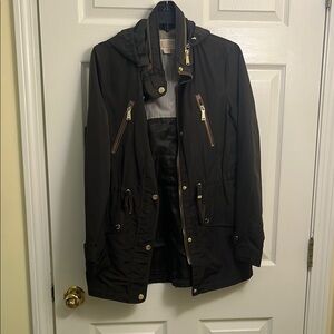 Michael Michael Kors Olive green raincoat with cinch waist and hide-able hood
